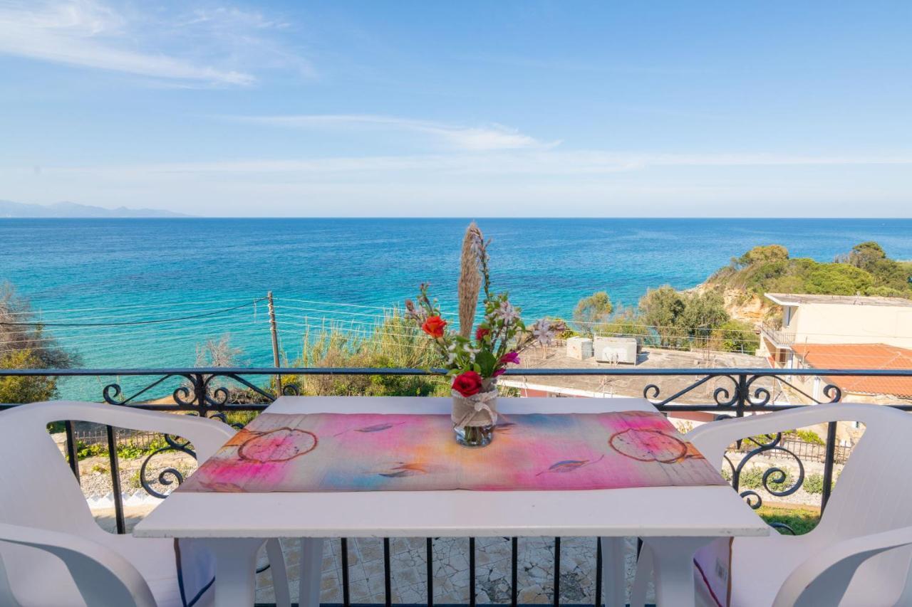 Agnadi Sea View Apartments 阿利卡纳斯 外观 照片